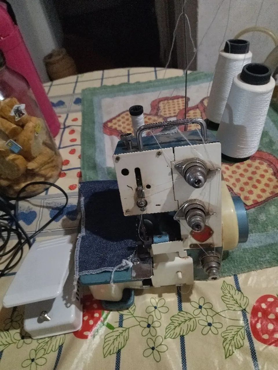 Máquina de costura overloque 64617797072003120