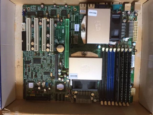 Placa Mãe Tyan S3970 2 Processadores Opteron Quad Core Servidor