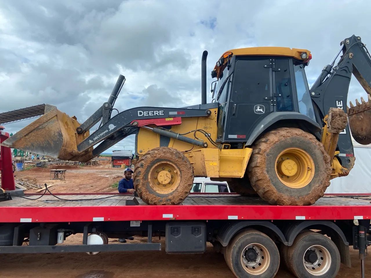 Aluguel Retroescavadeiras  - Foto 2