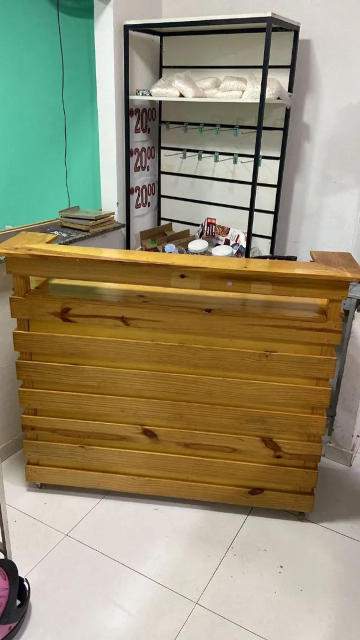 Balcão de Madeira para Organização