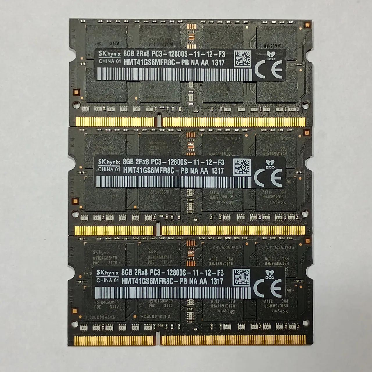 Três memórias DDR3-1600 de 8GB para Mac