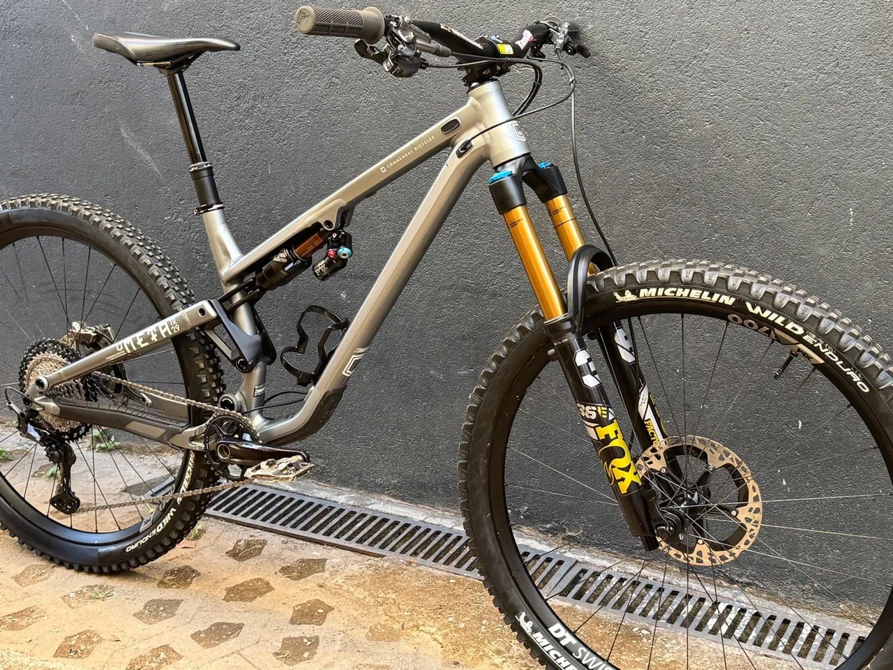 自転車本体 COMMENCAL MTB Bike Commencal Meta TR 29 2022 tamanho L - Ciclismo - Santa Lúcia