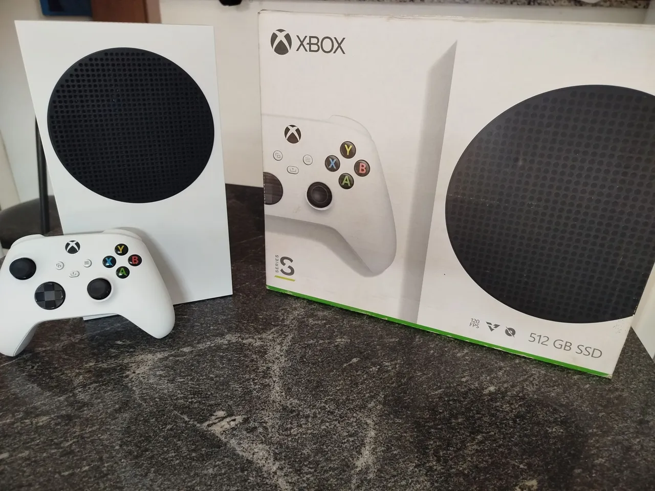 Xbox Series S Branco 512 GB. Impecavel