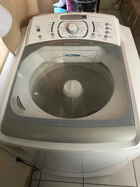 Máquina de Lavar Roupa Electrolux 15 kg