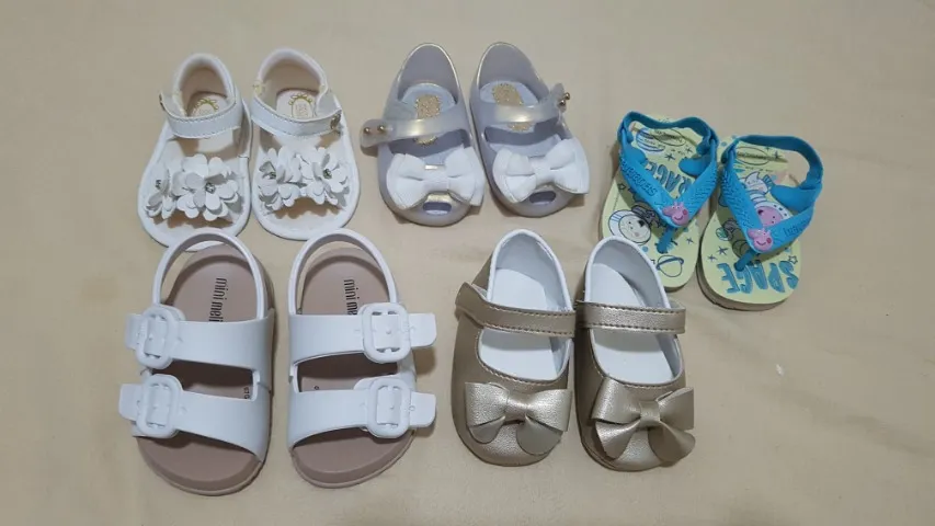 Mini Melissa original tamanho 15. Mini Melissa original tamanho 17/18. E muito mais.