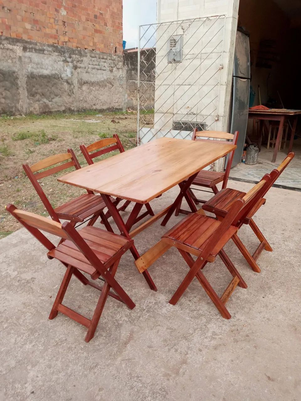 Conjunto de Mesa e Cadeiras de Madeira Dobráveis - Foto 5