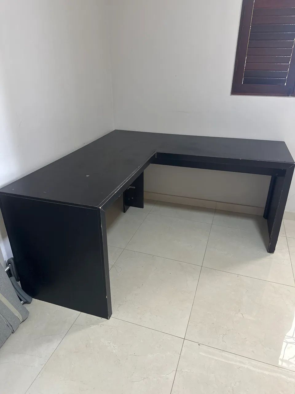 Mesa de computador escritório L