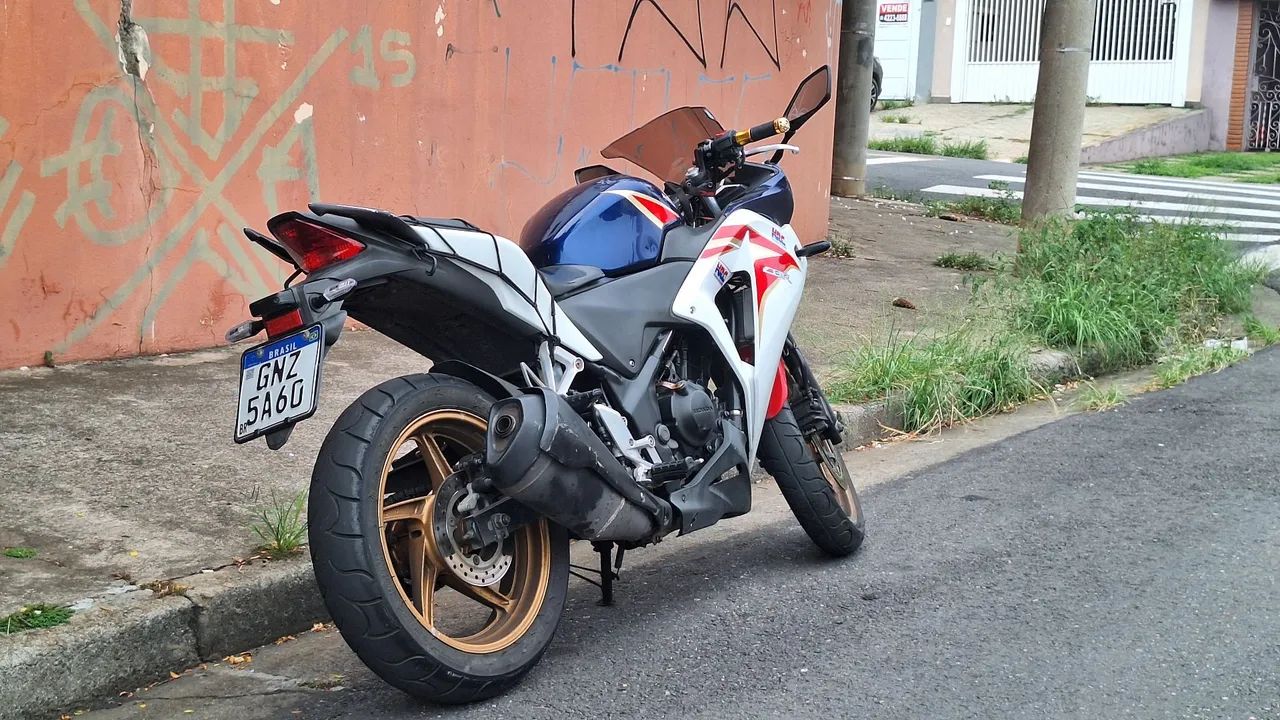 Vendo CBR250r - Foto 4