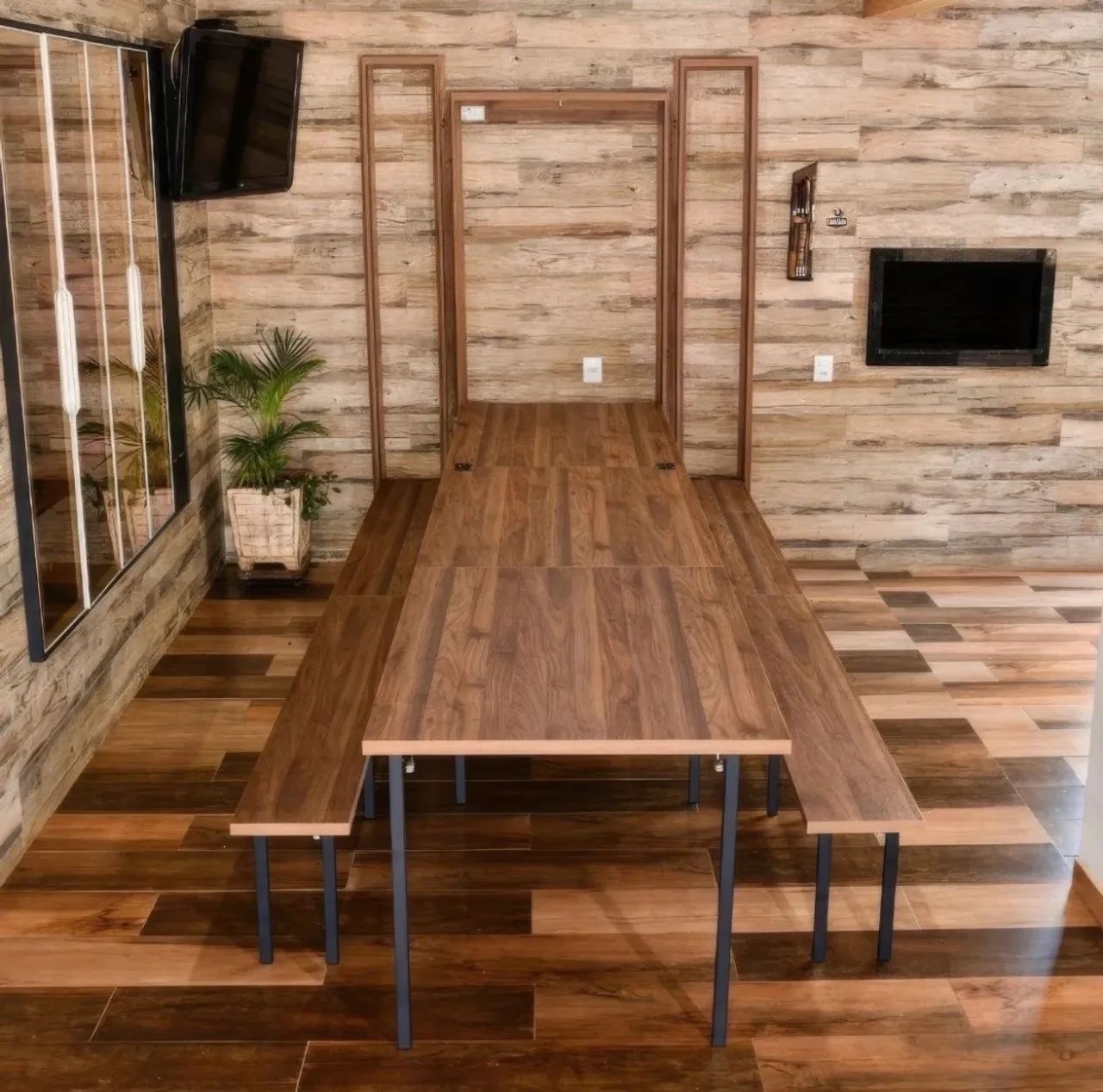 Mesa dobrável embutida com bancos