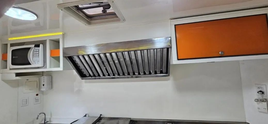 FOOD TRUCK - EXCELENTES CONDIÇÕES - Foto 4