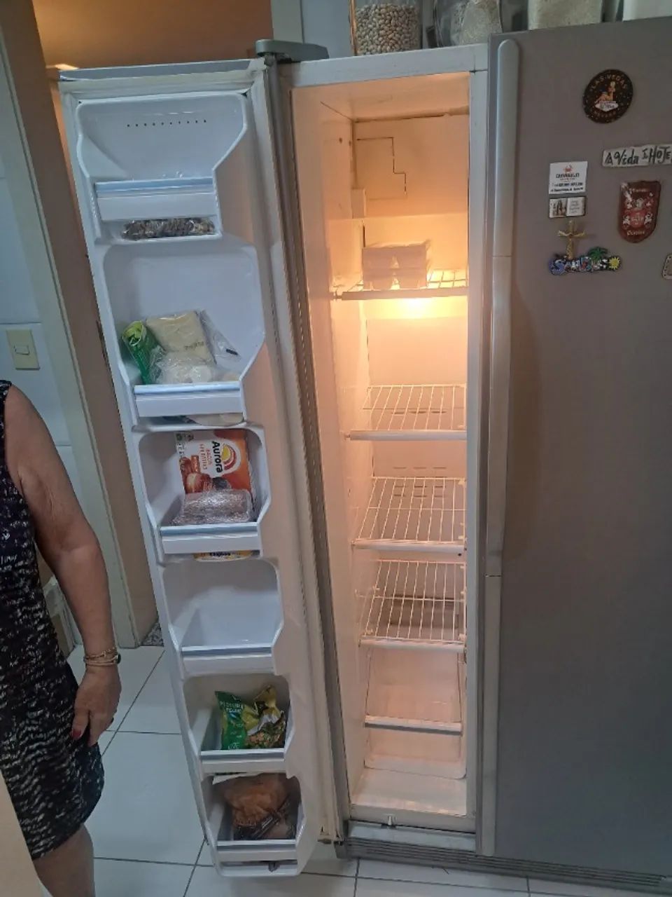Geladeira 2 portas Side by Side. Frost free - Foto 2