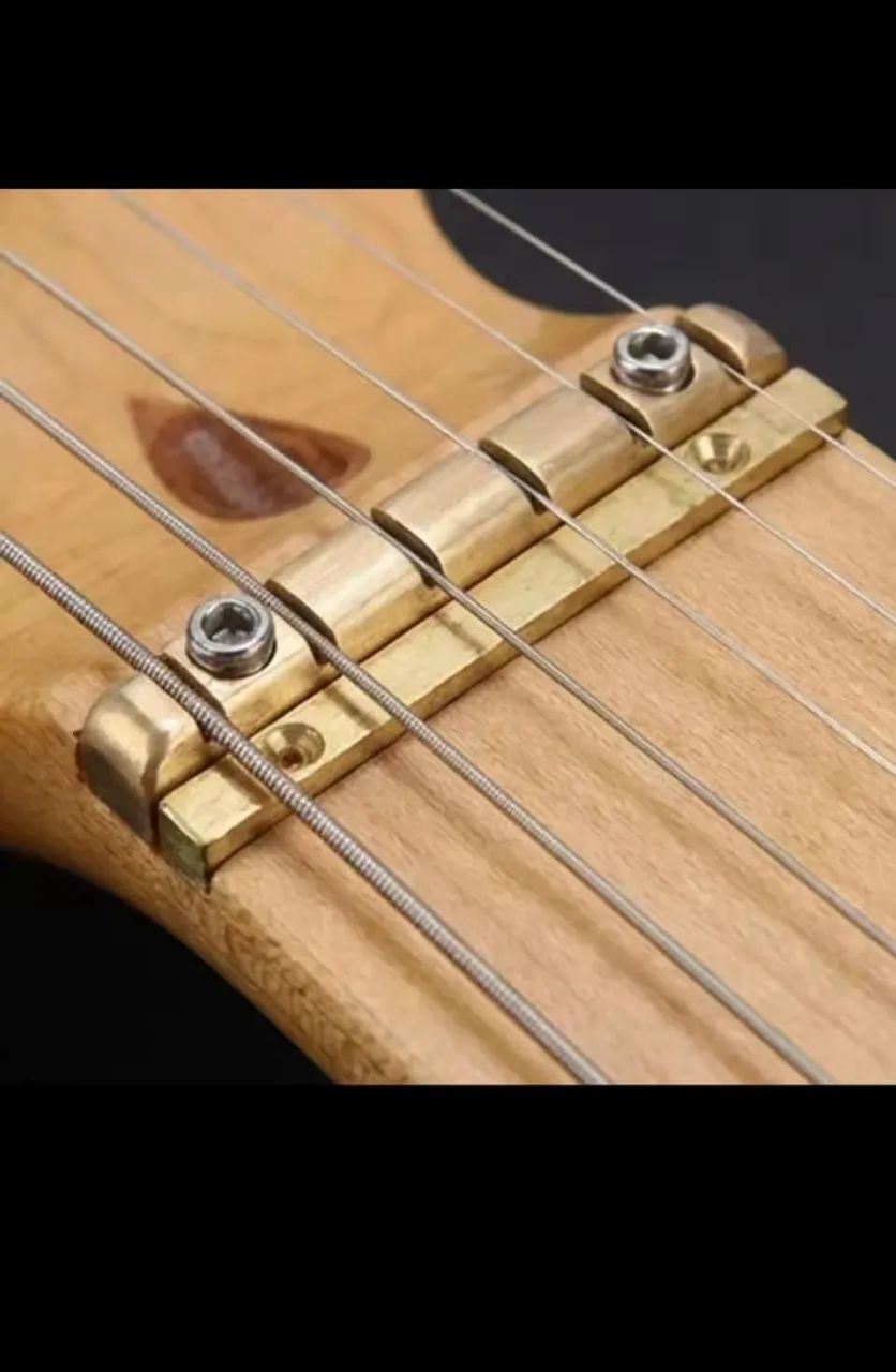 NUT DE GUITARRA STRATOCASTER 