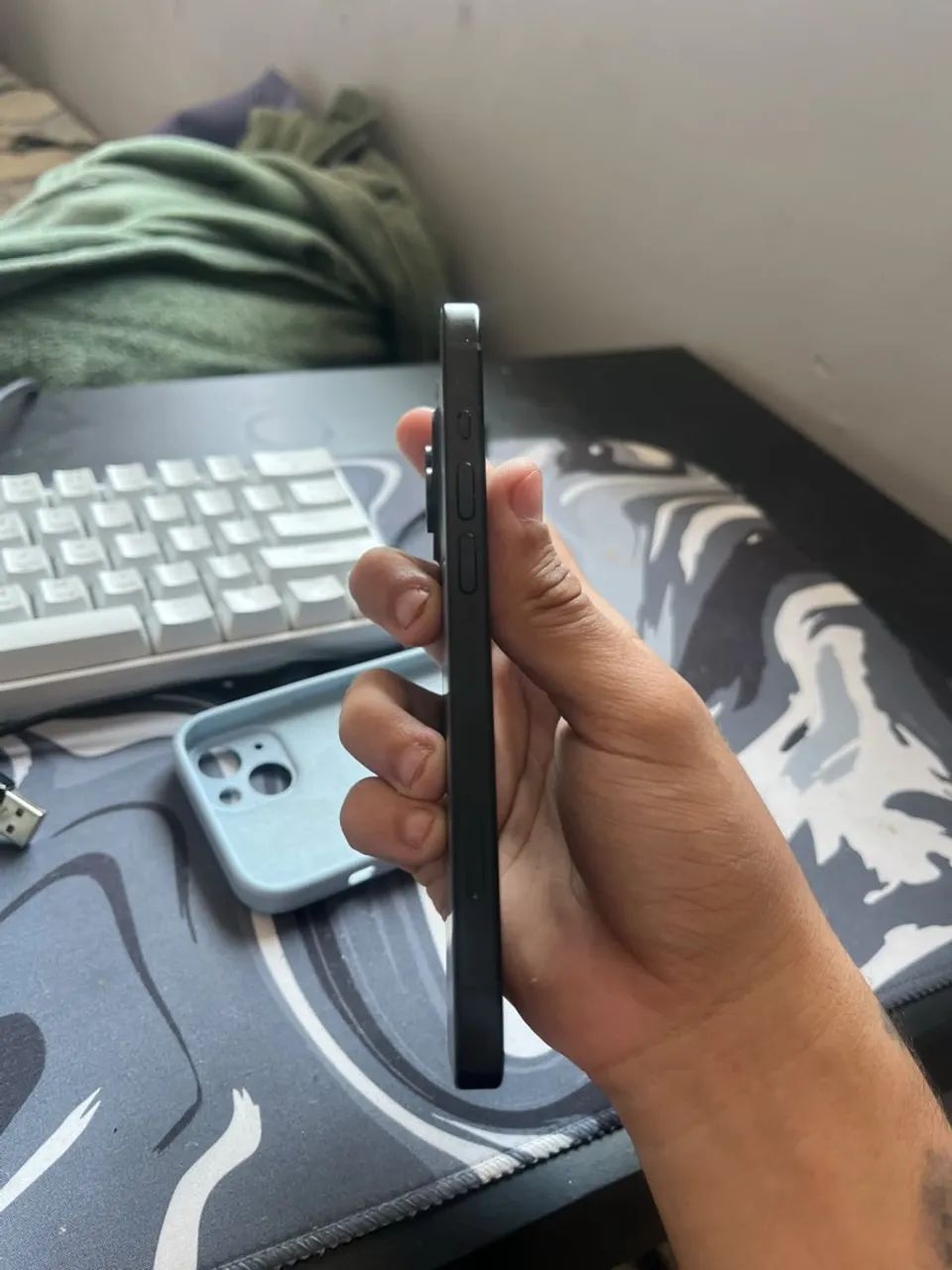 IPHONE 15 EM PERFEITO ESTADO - Foto 2