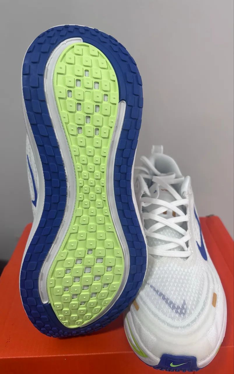 Tênis Nike Vomero Plus - TAM 39  - Foto 3