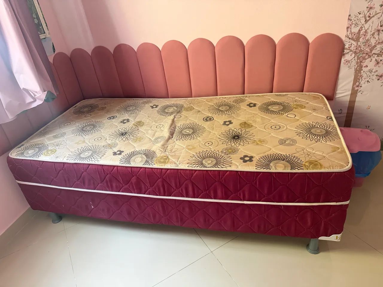 Vendo cama box de solteiro  - Foto 2