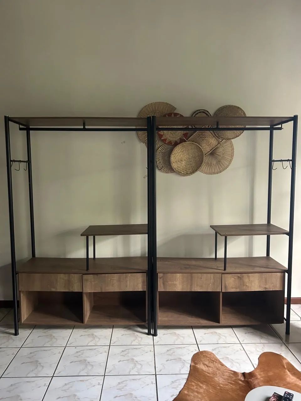 Guarda roupa tipo Arara Closet