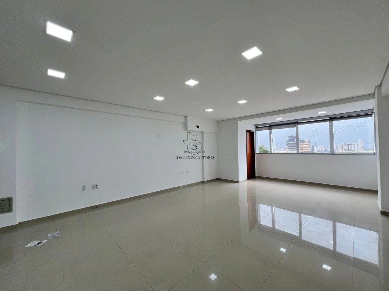 Sala Comercial com 40 m² para Locação / Venda  Edifício West Point, Sorocaba/SP