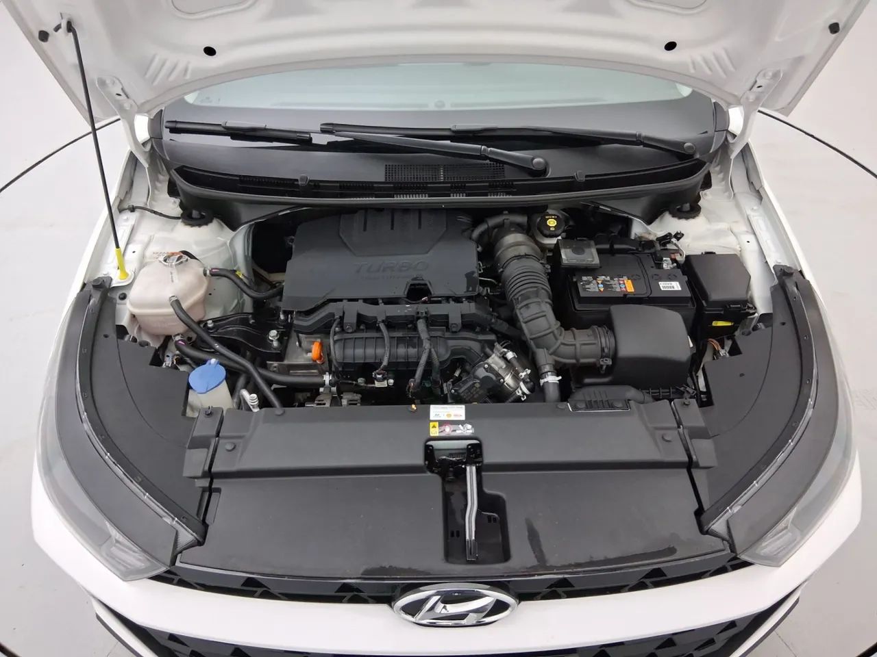 Hyundai HB20S Limited 1.0 TB Flex 12V Aut., foto 10 de 18