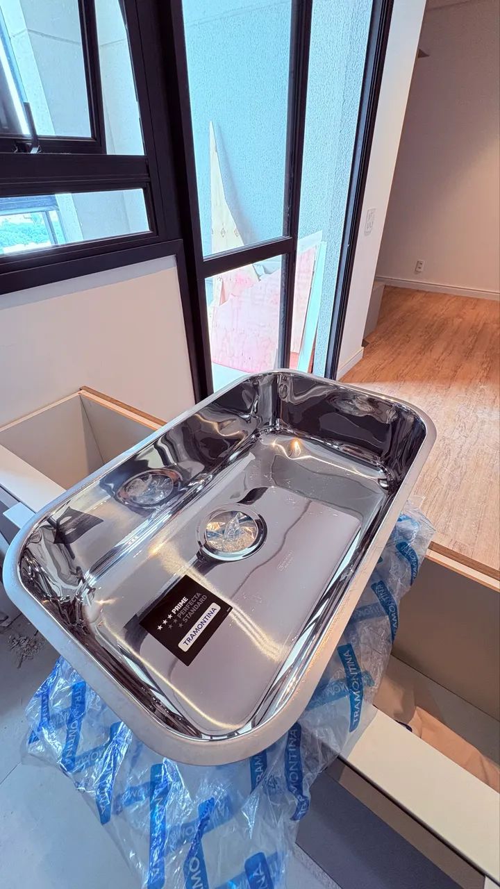 Cuba em aço inox Tramontina nova (com pequeno detalhe de amasso)