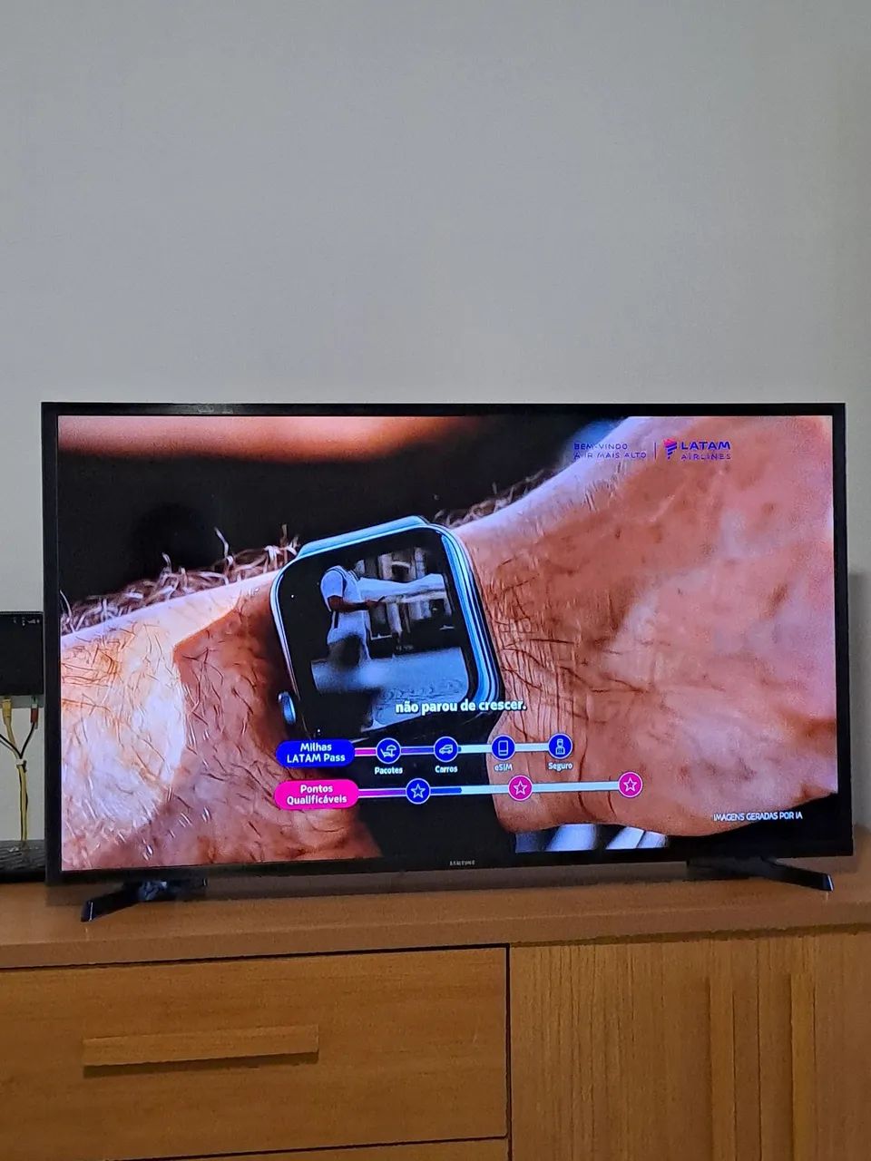TV Samsung Smart 43" Full HD 43T5300 com wi-fi