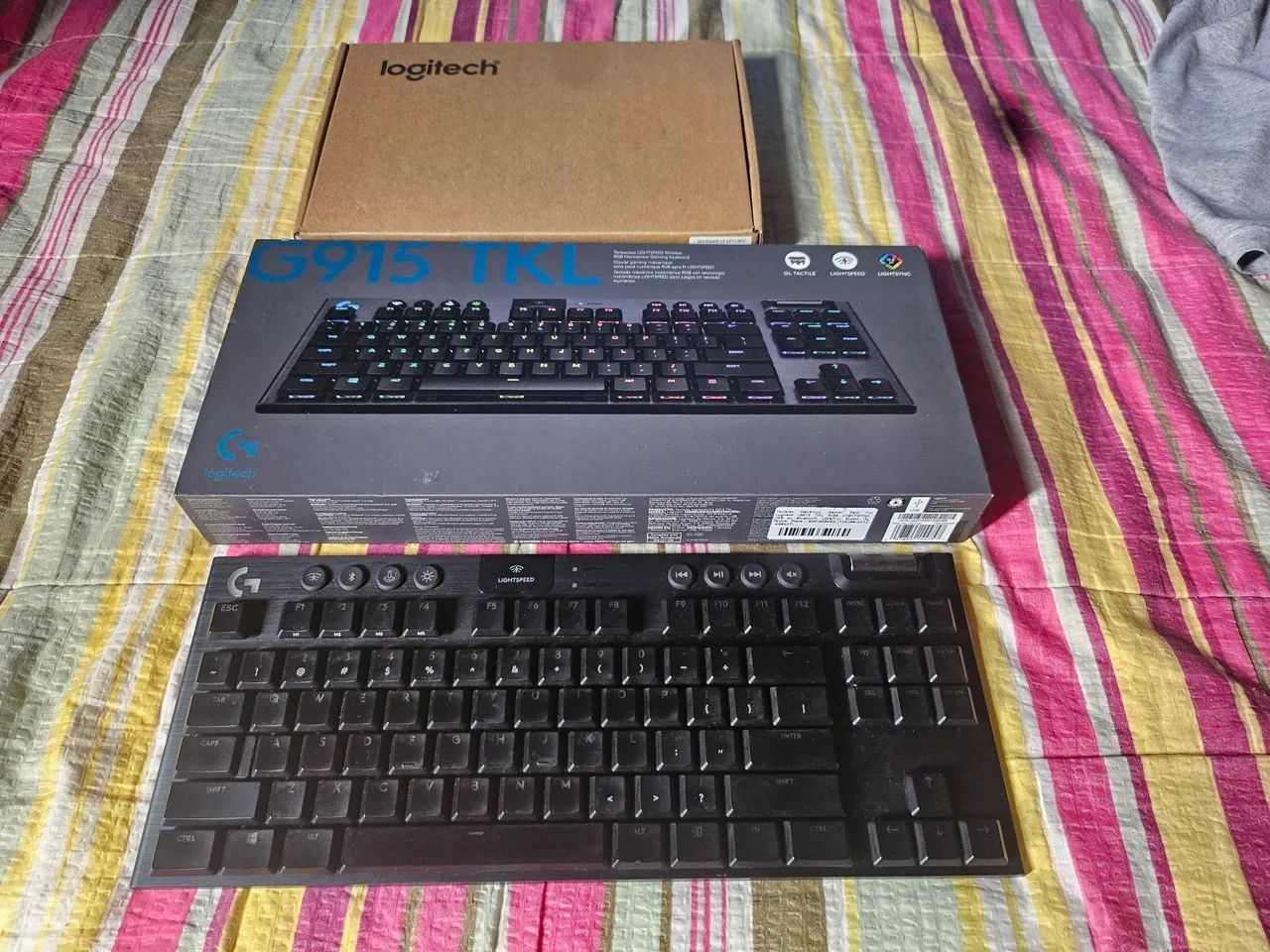 Teclado Logitech G915 TKl - Foto 3