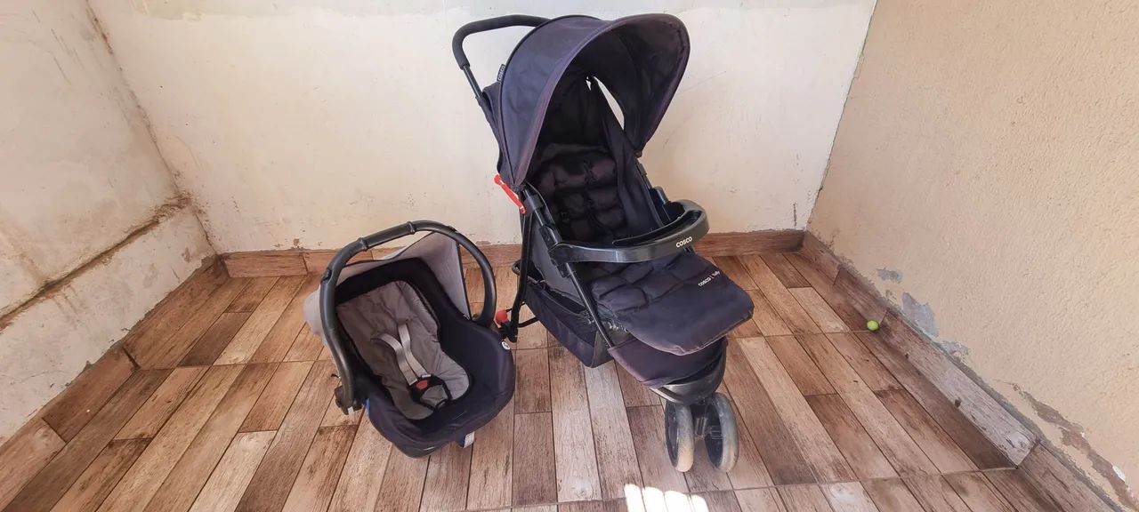 Carrinho de bebê com bebê conforto  - Foto 2