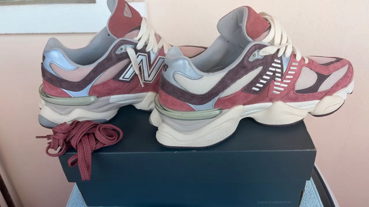 New Balance 9060 - Cherry - Foto 4