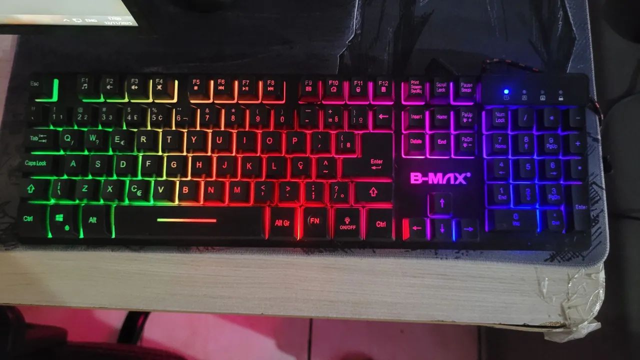 Teclado B-max semi-mecânico  - Foto 2