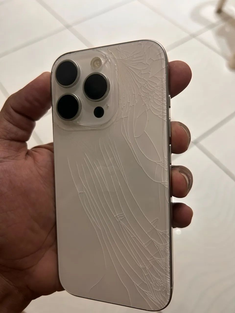 IPHONE 16 pro 128g - Foto 5