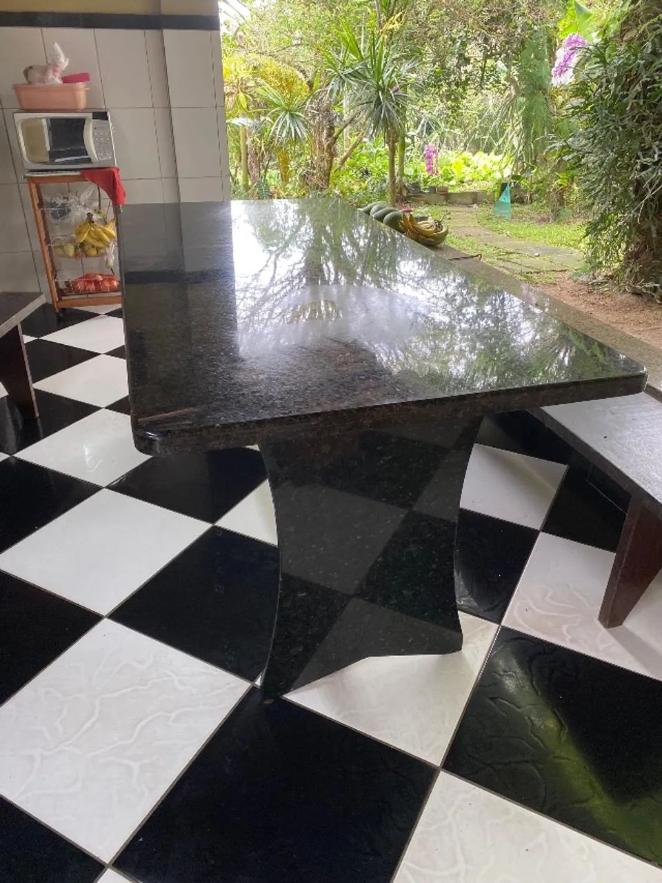 Mesa de jantar (10 a 12 pessoas) granito Ubatuba