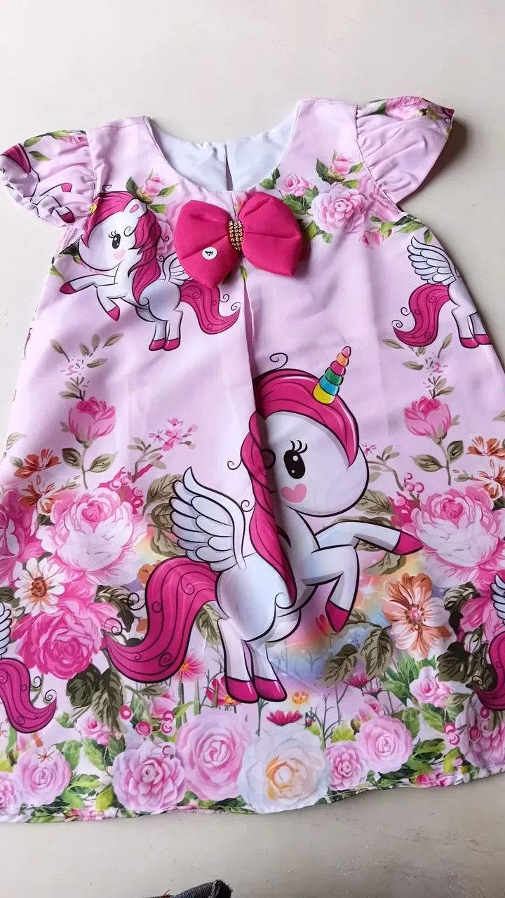 Vestido infantil temático
