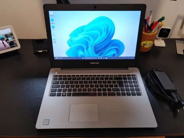 Notebook Core i5 8gb Windows 11 Bateria boa