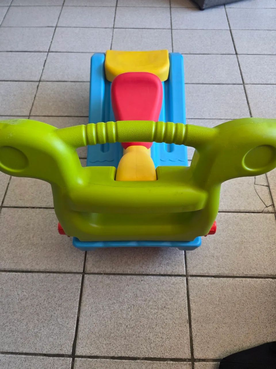 ESCORREGADOR E GANGORRA INFANTIL 2 em 1 - Foto 2