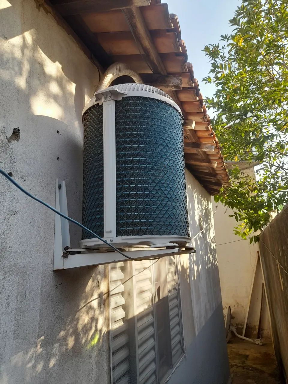 Instalação e limpeza de ar condicionado apartir de 190 reais  - Foto 2