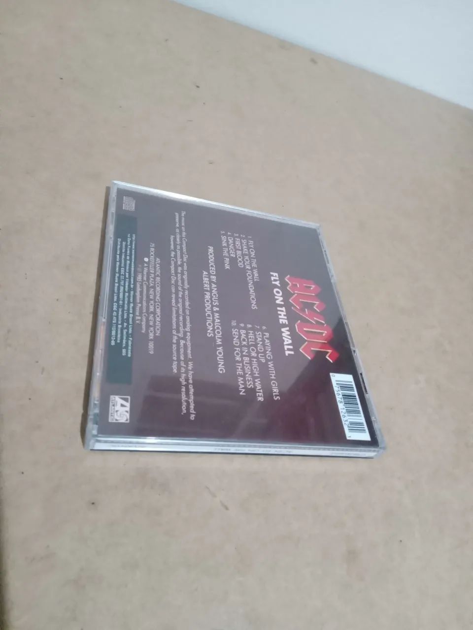 Cd ac dc fly on the wall - Foto 2
