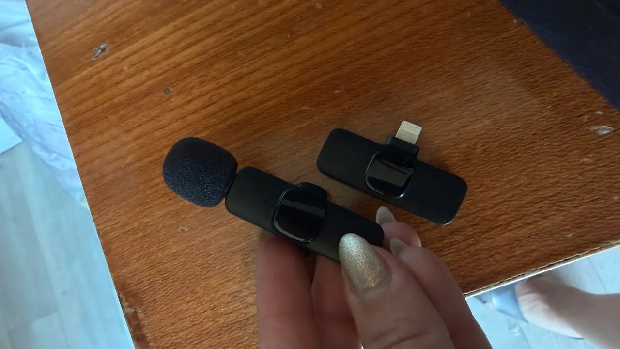 Microfone para celular via Bluetooth (carregamento USB)  - Foto 3