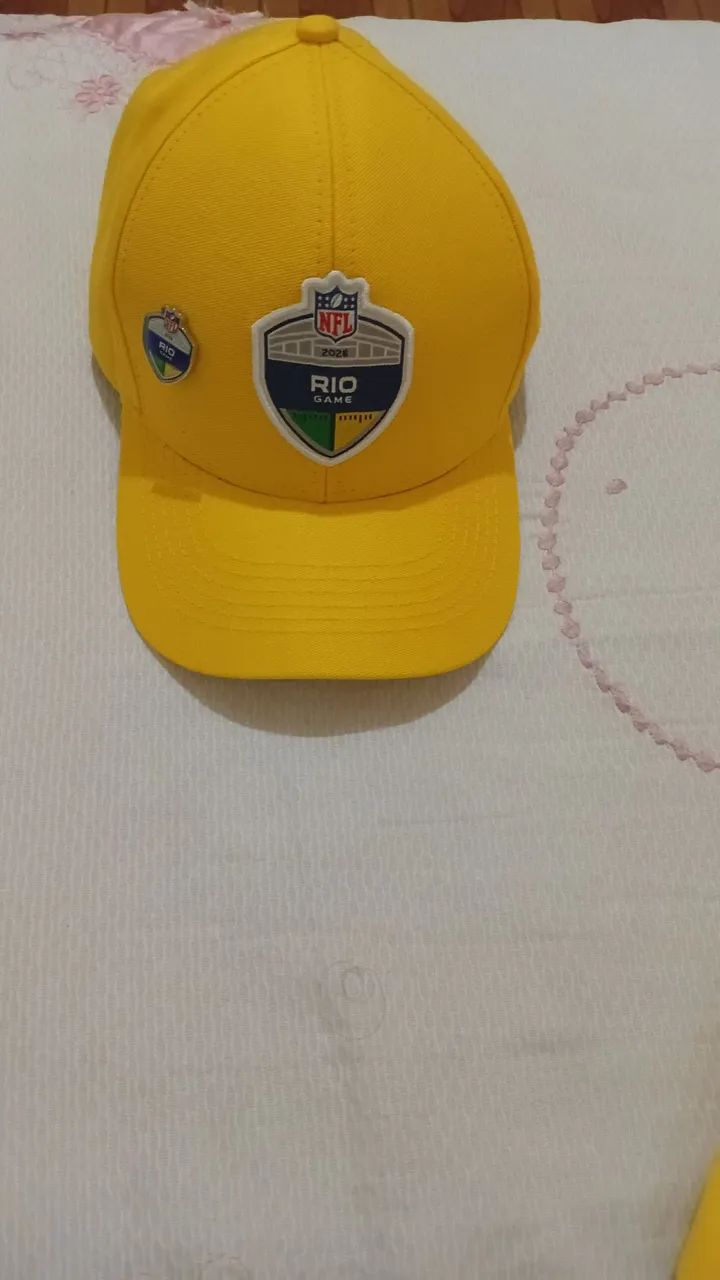 Vendo casaco e boné  da NFL. - Foto 5