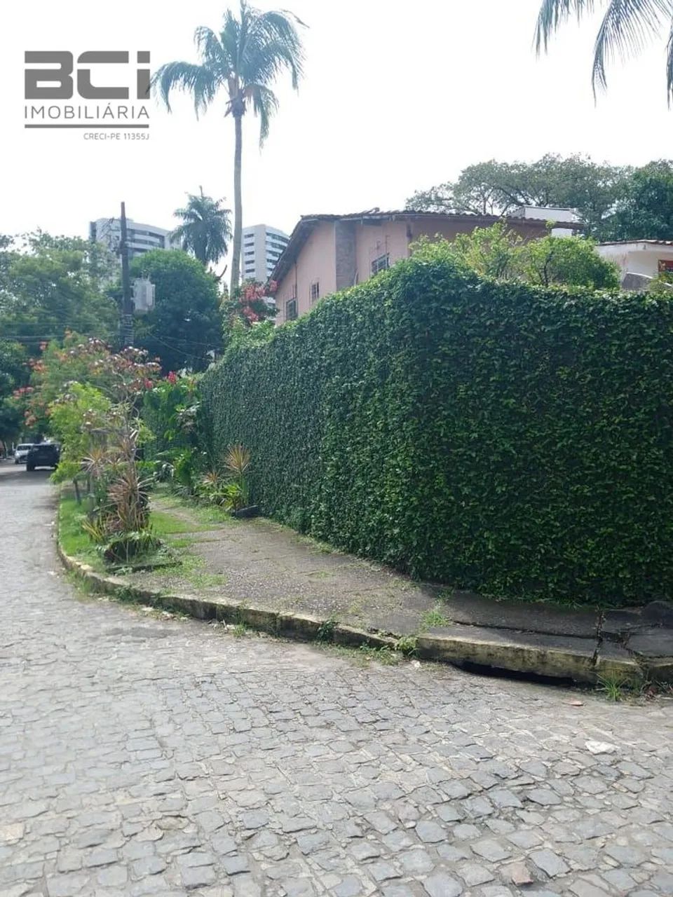 Casa à Venda em Poço da Panela, Recife - PE