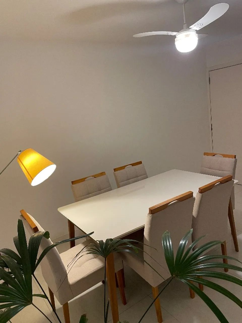 Mesa de Jantar Retangular + 6 Cadeiras - Foto 4