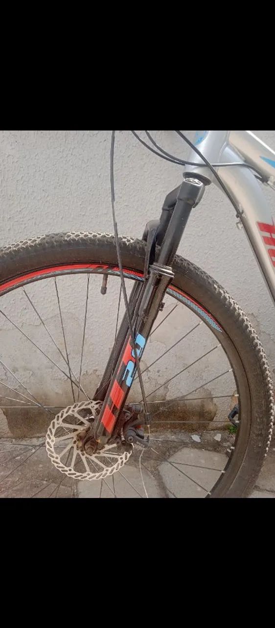 Vendo bicicleta, Houston  semi nova ! - Foto 2