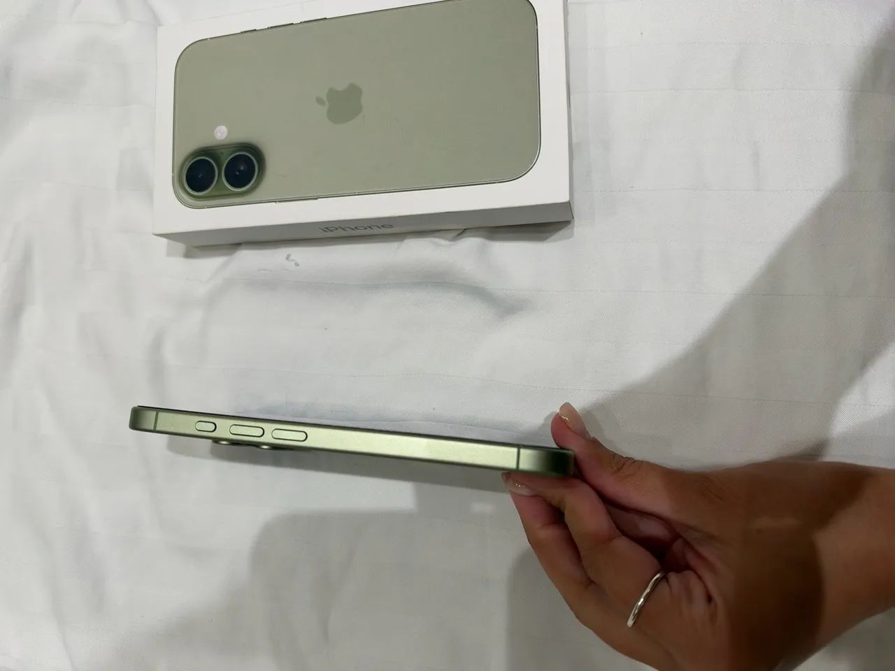 iPhone 17 Verde (Sálvia) | 256 GB | Impecável - Foto 2