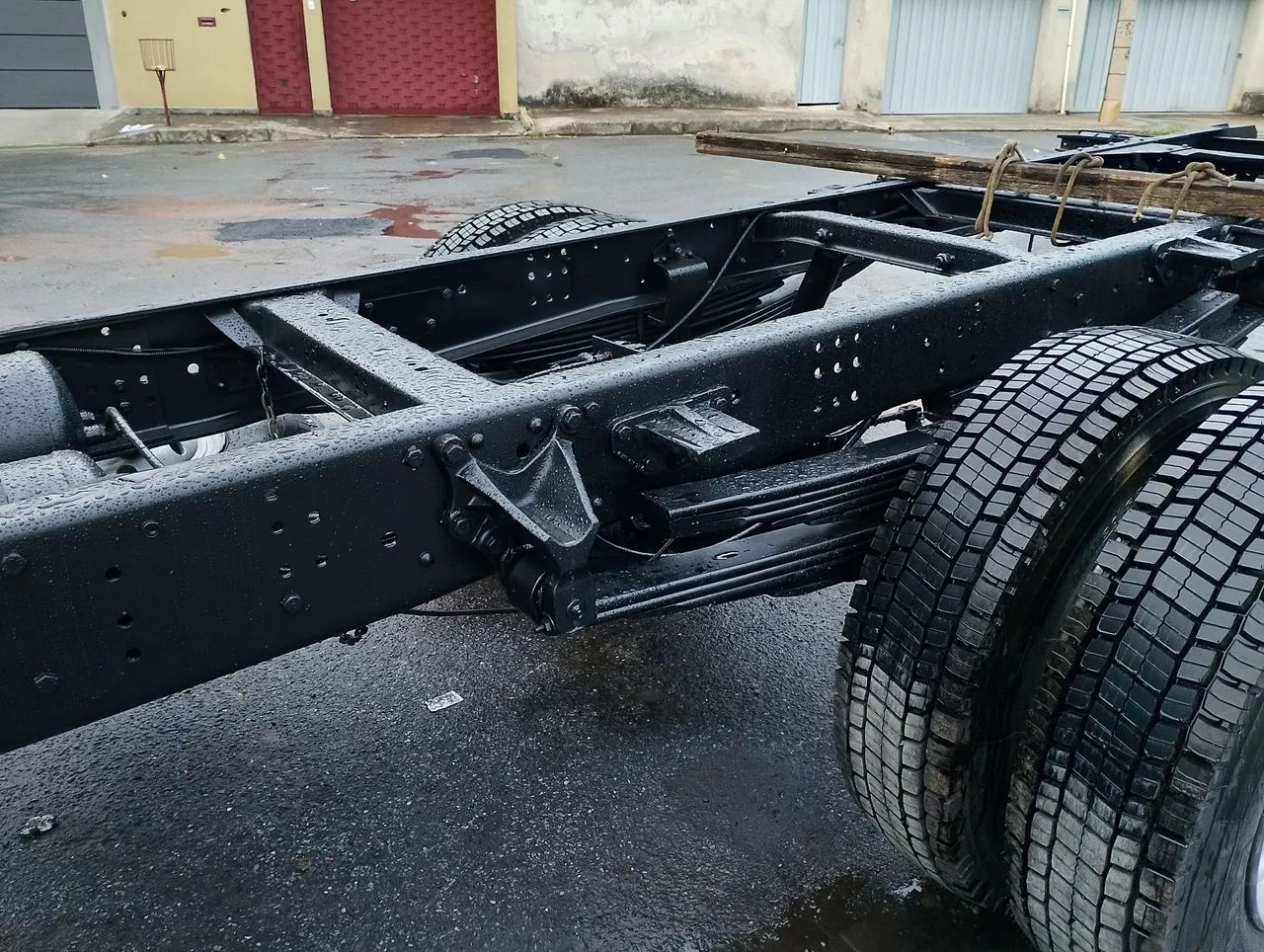 Mercedes 1418 - Foto 2