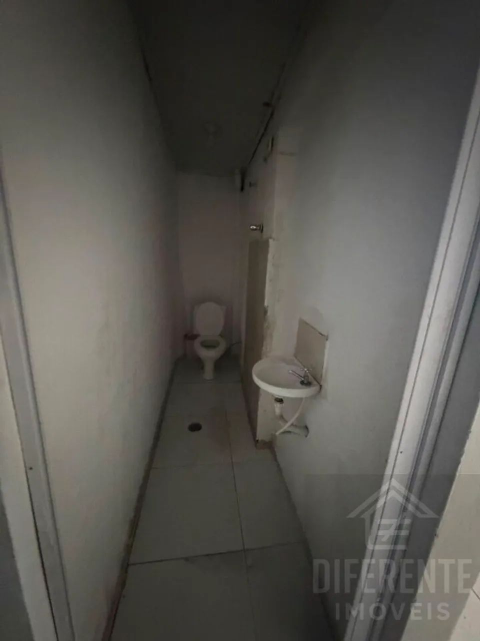 Sobrado Amplo com 4 Dormitórios | Residencial ou Comercial - Foto 5