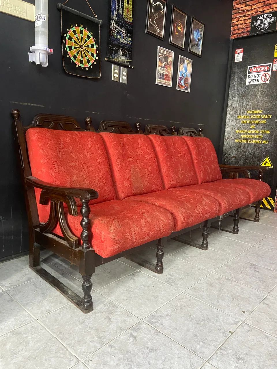 Sofá estilo colonial