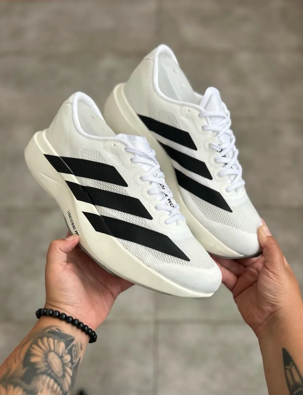 Adidas ZX 6000 - Clássico com Cores Vibrantes - Calçados - Nossa