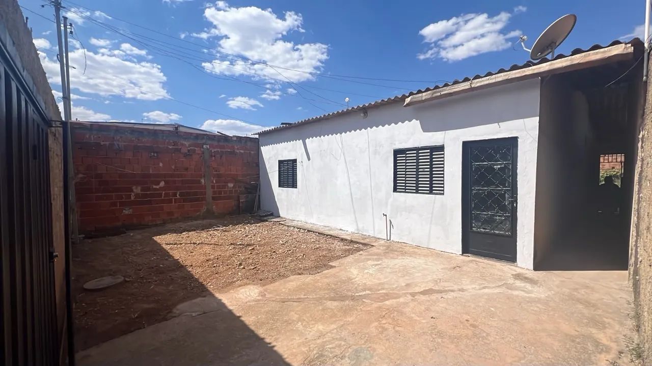 Aluga-se casa com barraco sol nascente  - Foto 3