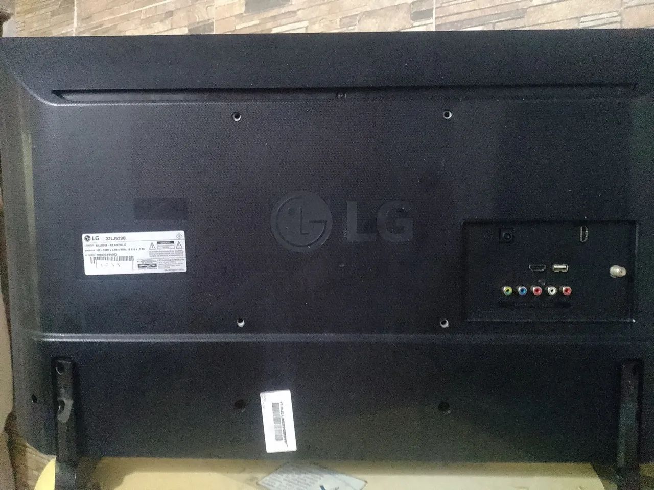 Tv 32 polegadas LG tela rachada  - Foto 4