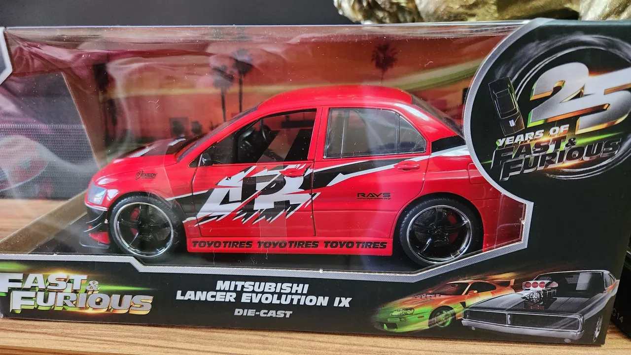 Ayrton Senna carrinho 1:18 Mercedes-Benz 190 E 2.3-16 Nürburgring