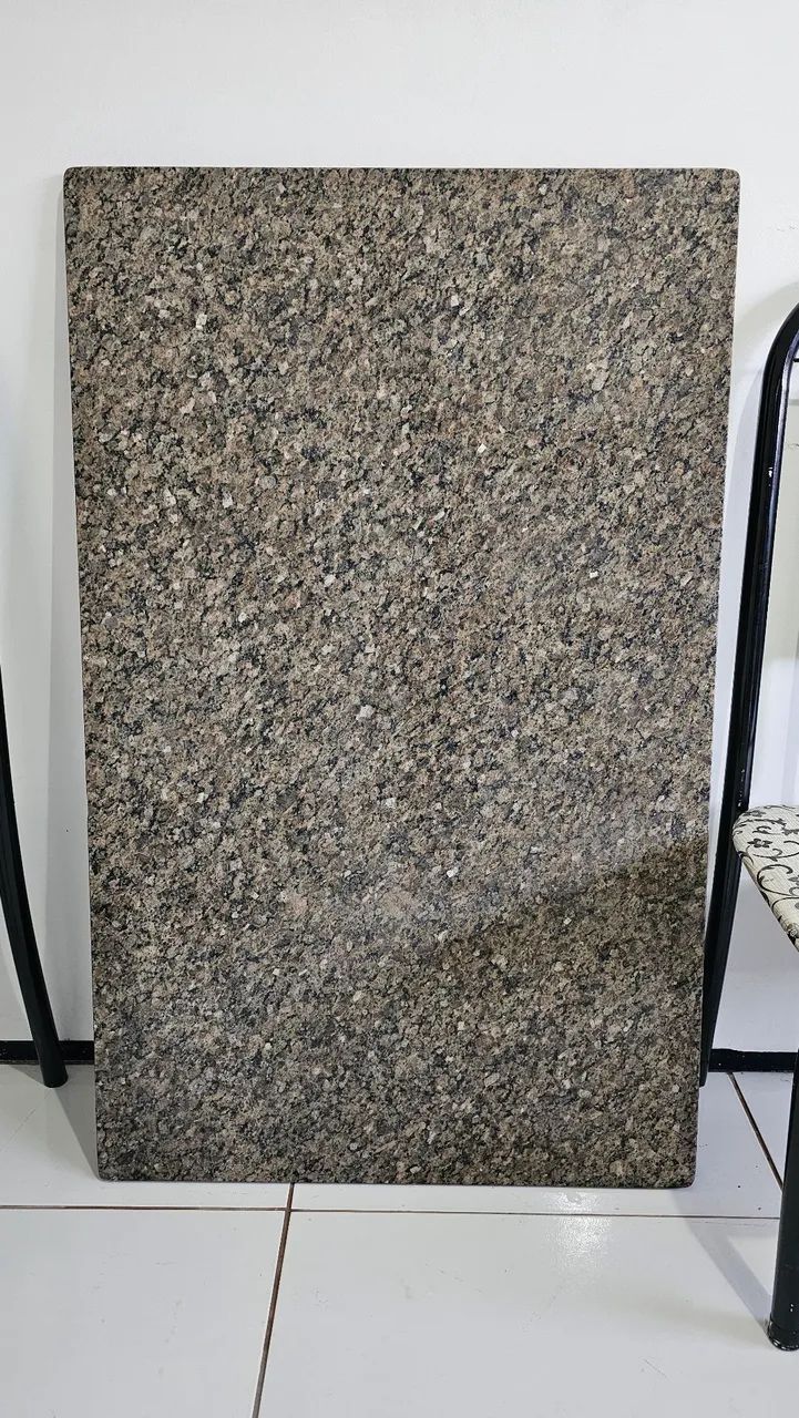 Conj Mesa granito + 4 cadeiras (sem a Base da mesa)<br>base da mesa) - Foto 2