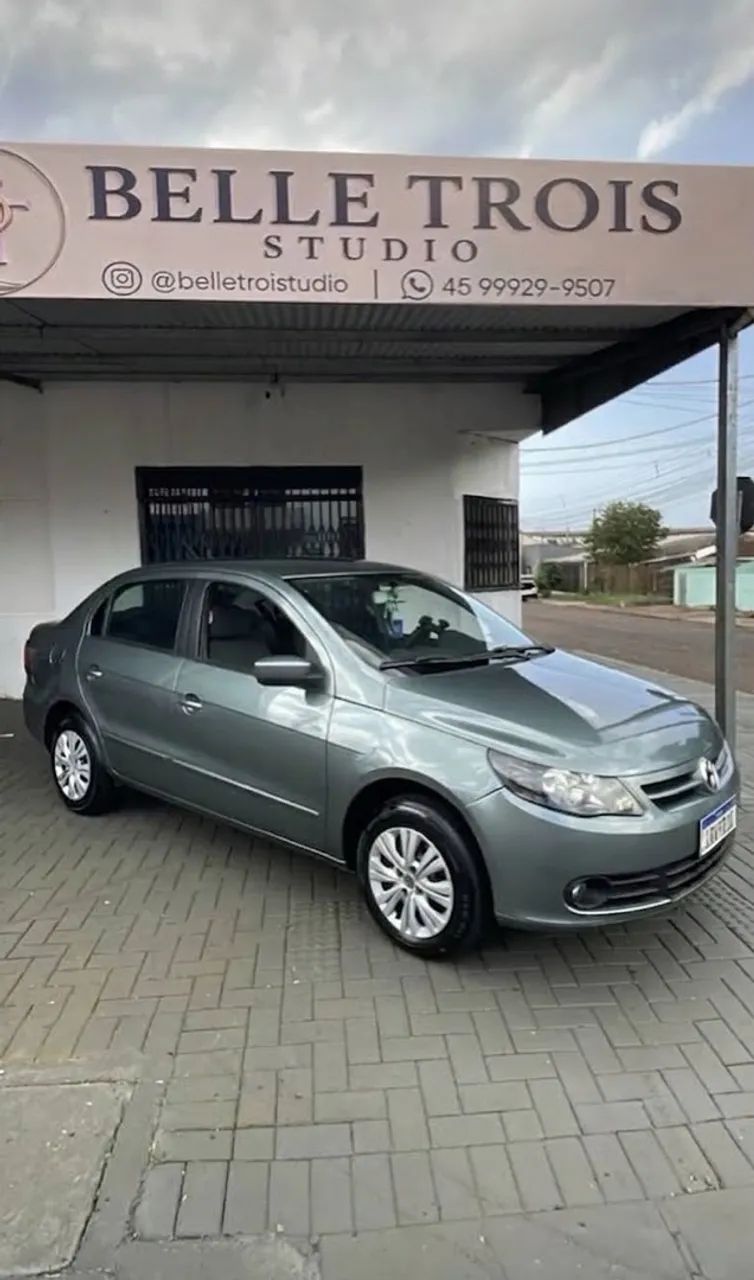 Volkswagen Voyage VOYAGE 1.0/1.0 City Mi Total Flex 8V 4p 2011